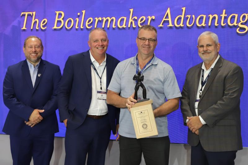 L-433 receives the 2024 Charles W. Jones Award with, l. to r., IP Timothy Simmons, IVP-Southeast Section Jeff Campbell, L-433 BM-ST Derin Hunt and MOST Programs Administrator Mark Garrett.